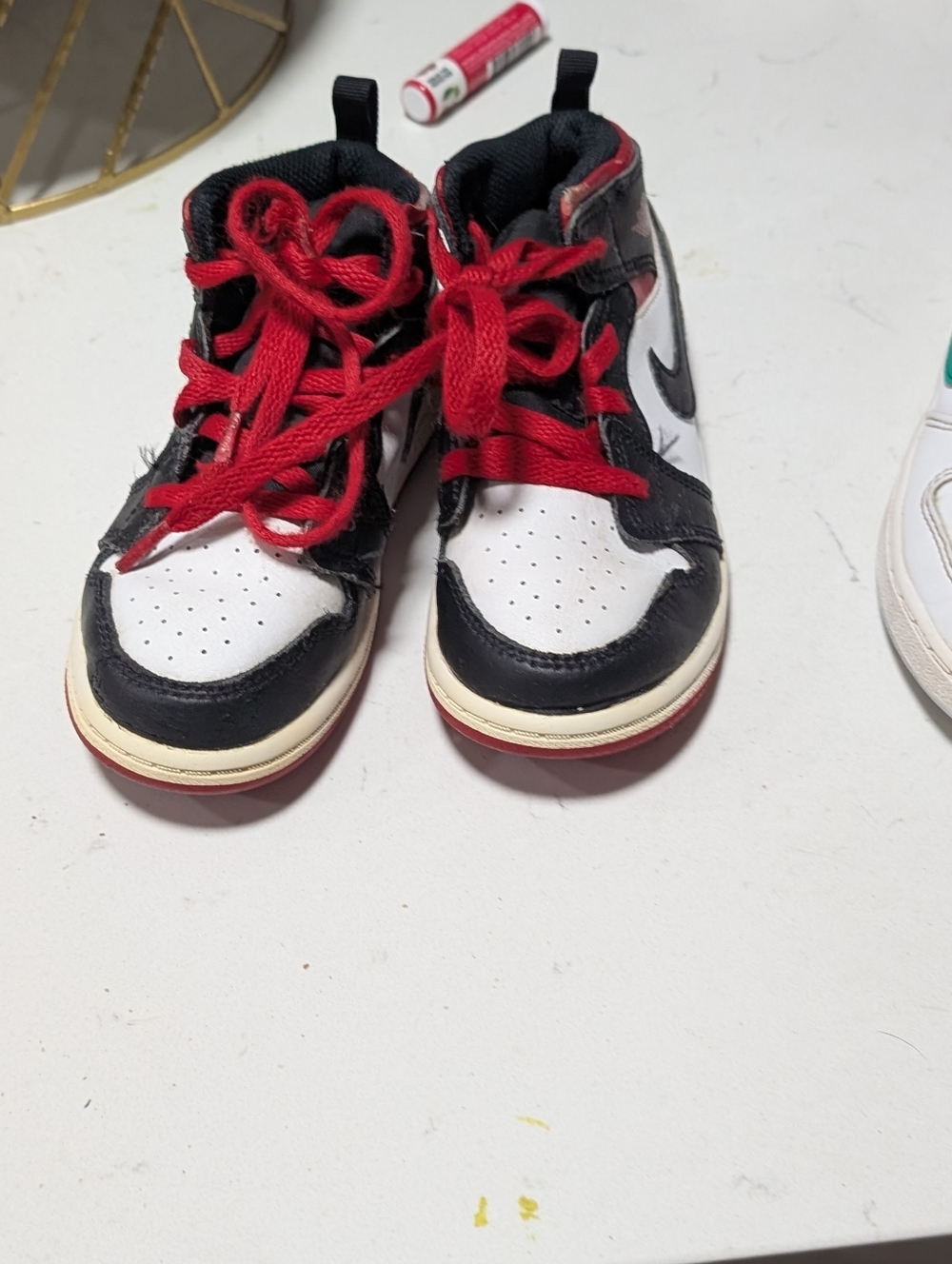 Nike Kids Black and Red Sneakers